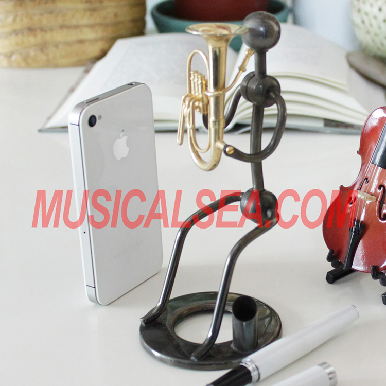 High quality brass figurine pen container for